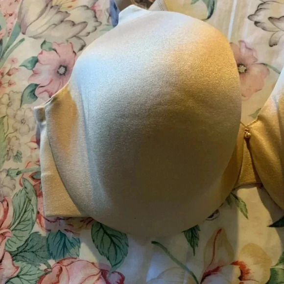 Cacique Womenβs Tan Bra Size 38DDD - Picture 10 of 16